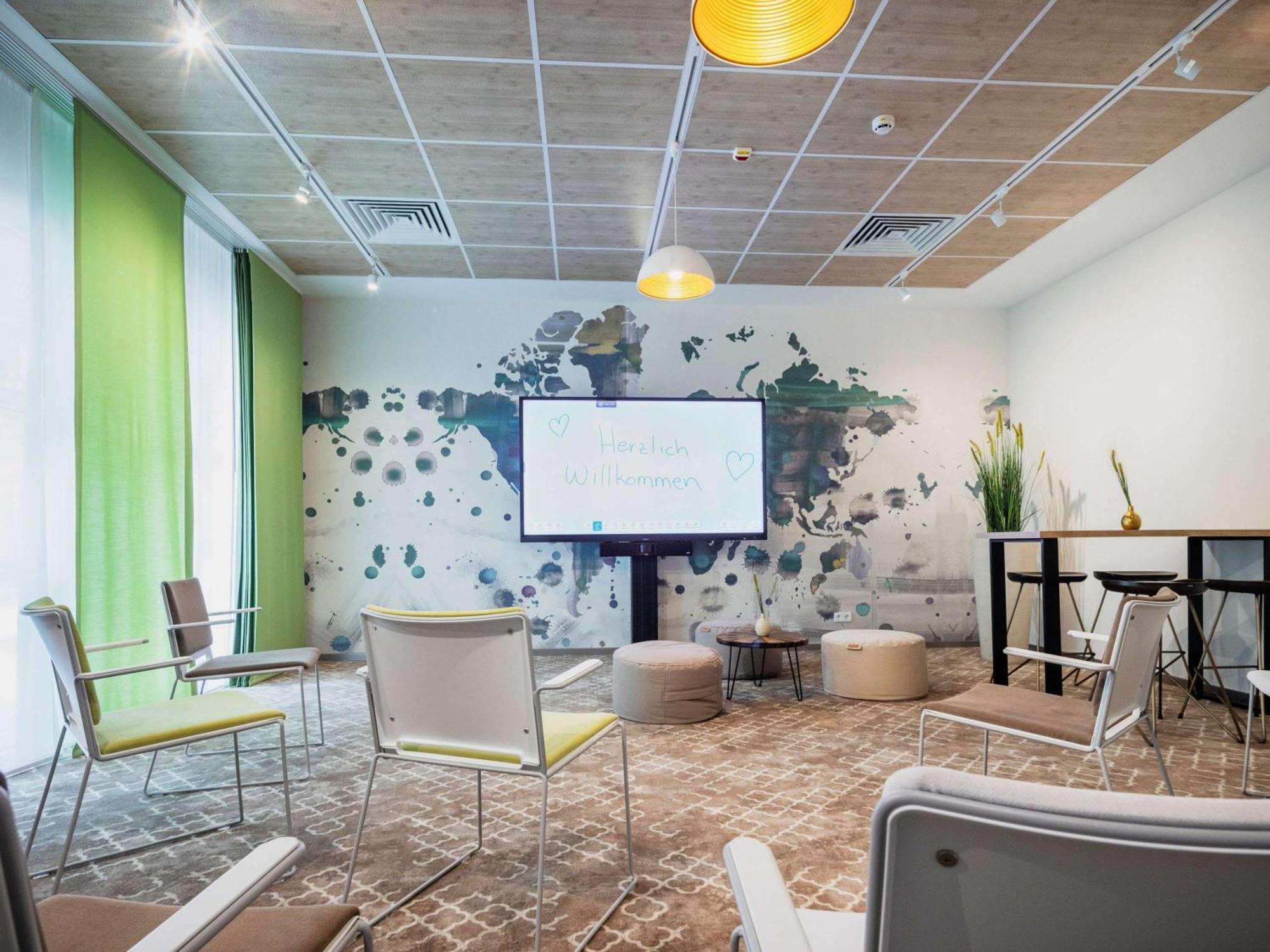 Ibis Styles Hotel 3*